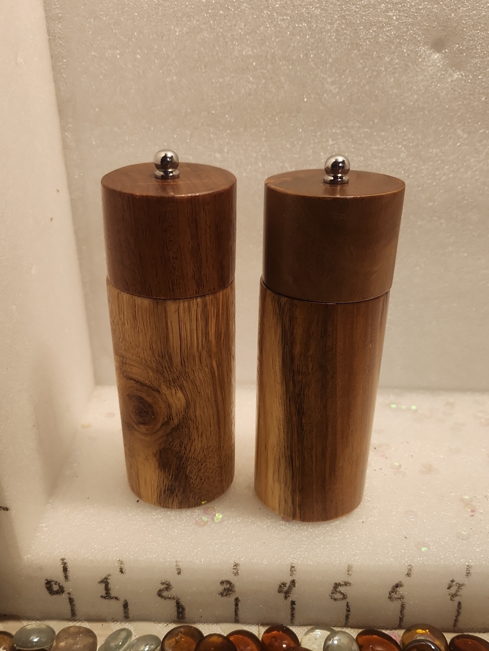 Wooden Salt and Pepper Mill Set - Natural Brown